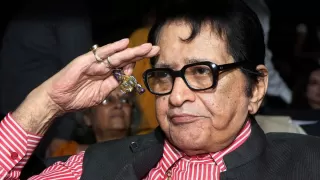 Bollywood Legend Manoj Kumar Dies at 87 in Mumbai