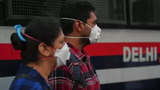 Delhi Air Quality Still ‘Very Poor’ Despite Minor Relief