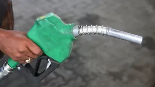 Govt Raises Excise on Petrol, Diesel by Rs 2 Without Hike