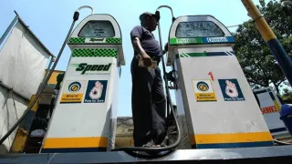 Petrol Price Hike Today: Premium Petrol Rates Increased, No Change in Regular Prices