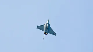 Rafale Jet Stuns Republic Day 2026 With Vertical Maneuver
