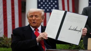 Trump Tariffs Case Delayed Again by US Supreme Court