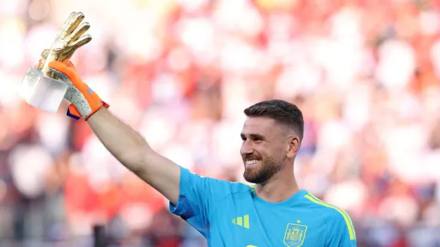 Unai Simón Salary, Net Worth Picture