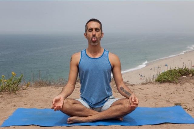 Sheetali Pranayama Picture