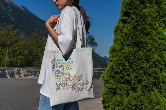 Tote Bag Picture