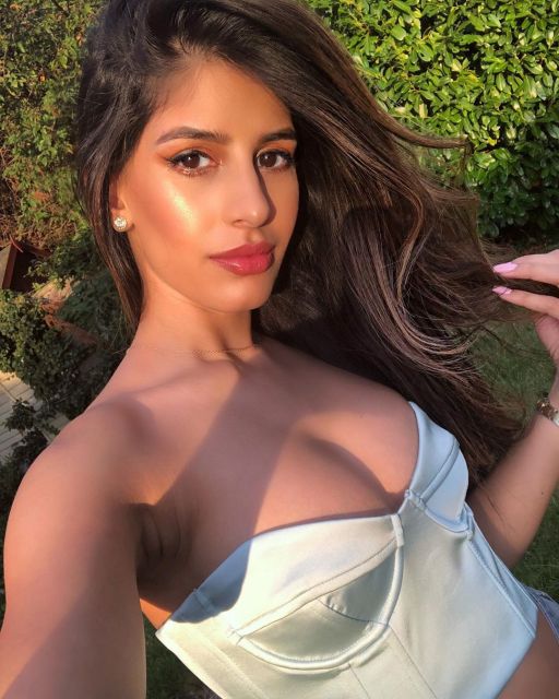 Jasmin Walia Picture