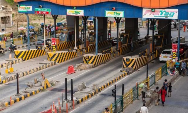toll plaza Picture