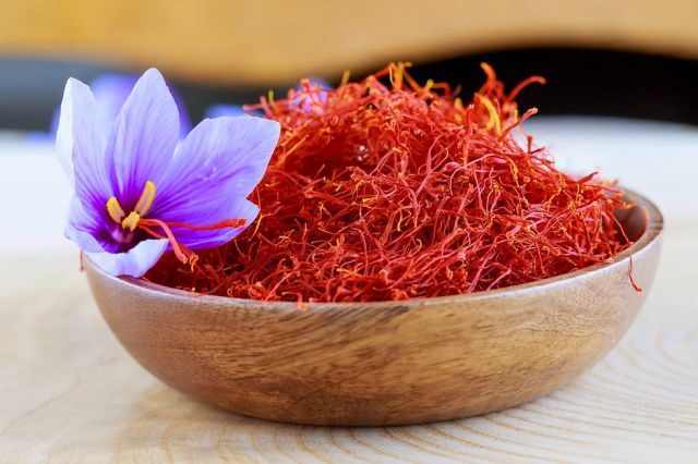 Saffron Picture