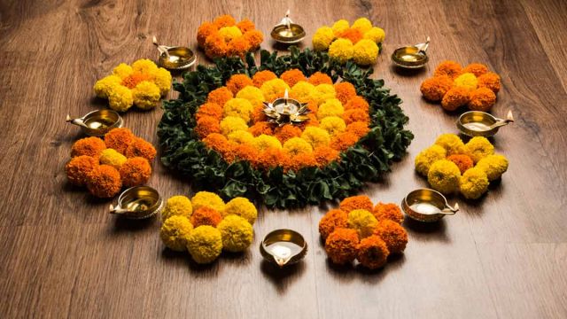 Rangoli Design With Flowers Picture