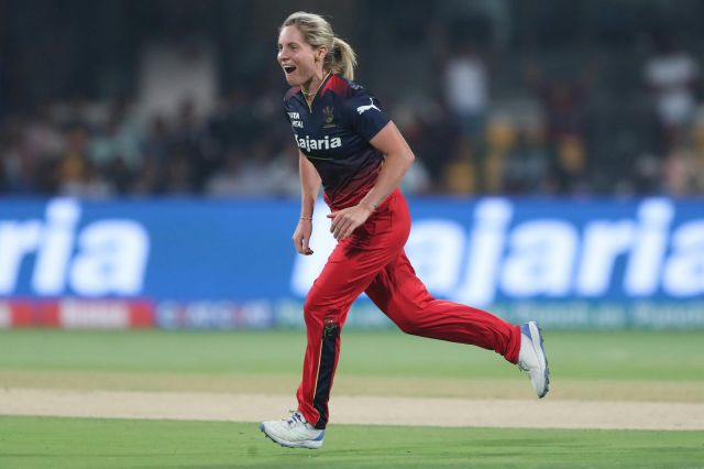 Sophie Molineux Picture