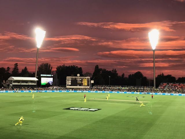 Manuka Oval, Canberra Picture