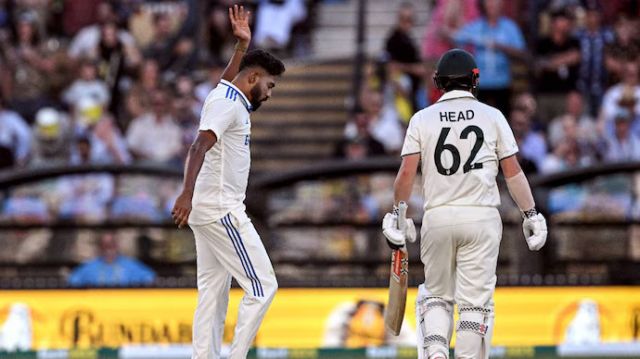 Mohammed Siraj Aggressive Send Off Picture