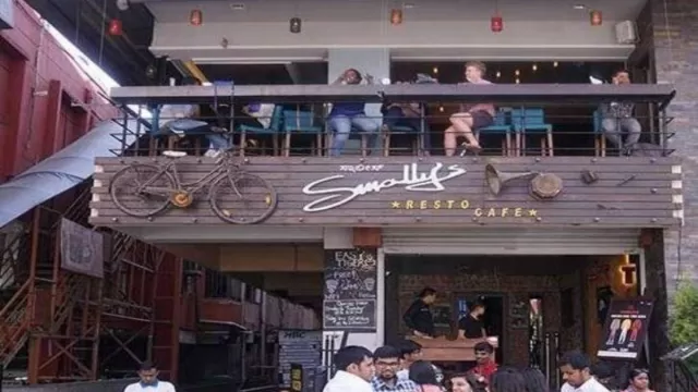 Smally Resto Cafe Picture