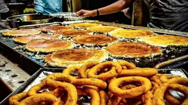 VV Puram Food Street Picture
