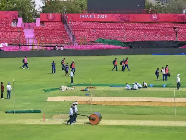 Sawai Mansingh Stadium Picture
