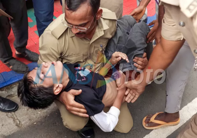 RCB Victory Parade Stampede Photos Picture