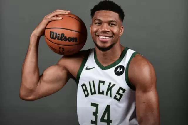 Giannis Antetokounmpo Picture