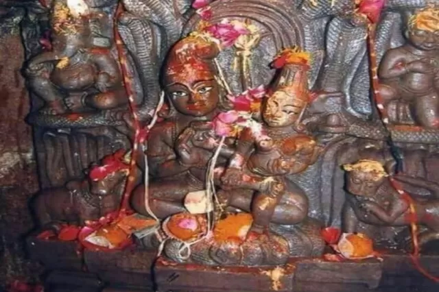 Nagchandreshwar Temple Picture