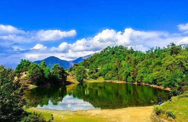 Chopta-Deoria Tal Trek, Uttarakhand Picture