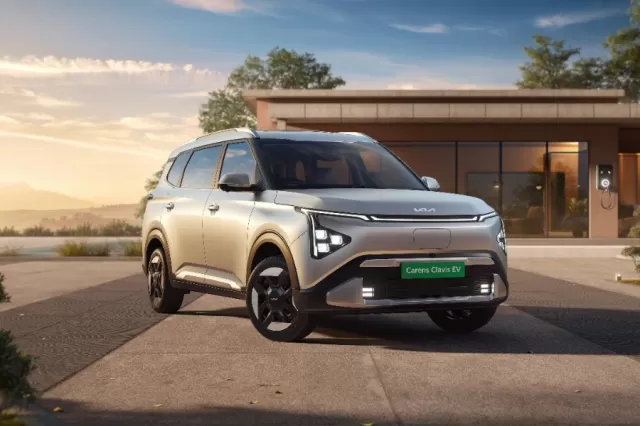 Kia Carens Clavis EV Picture