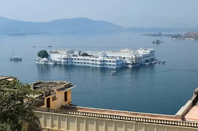 Lake Pichola Picture
