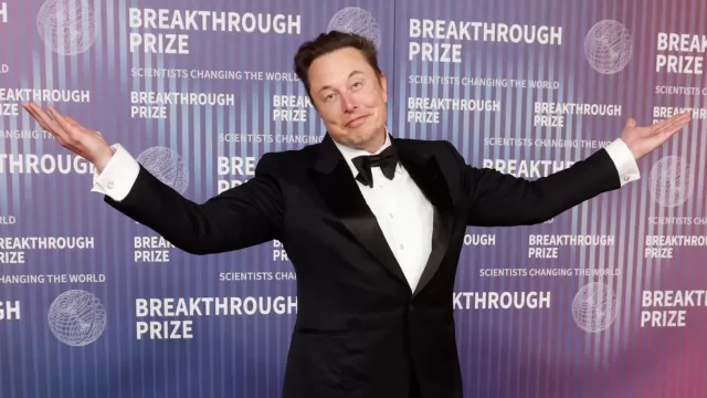 elon musk one of the Picture