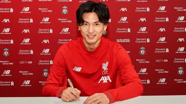 Takumi Minamino Picture