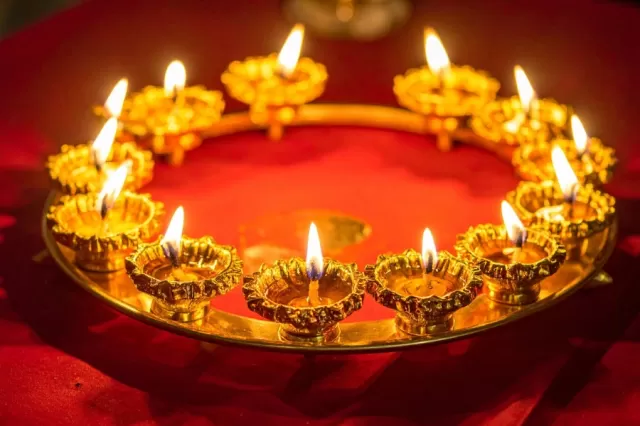 metallic candle holders Picture