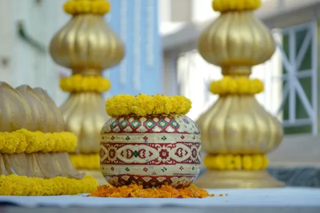 Traditional and Modern Decorations Picture