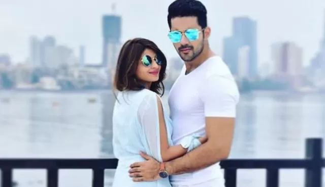 Bajaj Akanksha Jindal	 Picture