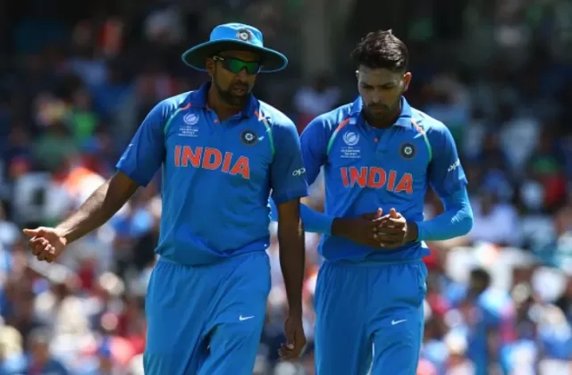Ravichandran Ashwin and Hardik Pandya Picture