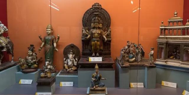 Raja Dinkar Kelkar Museum Picture