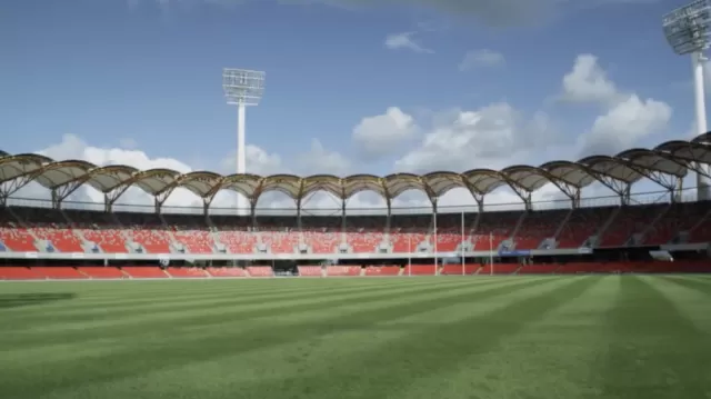 Carrara Oval Picture