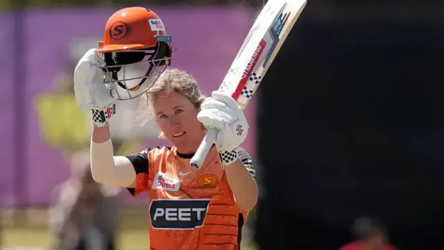 Beth Mooney Perth Scorchers Picture