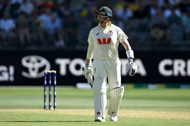 Steven Smith (c) Picture