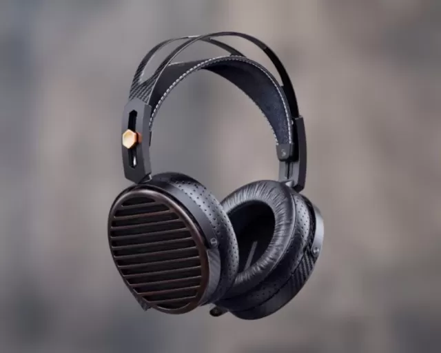 Fiio Jade Audio JT7 Picture