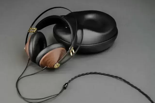 Meze Audio 99 Classics 2nd Picture