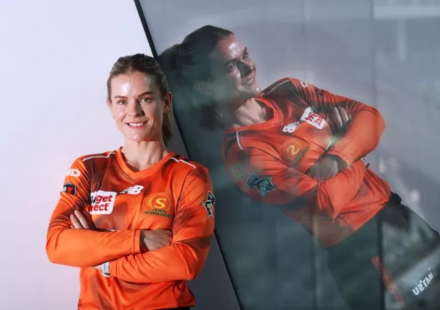 Perth Scorchers Women Katie Mack Picture