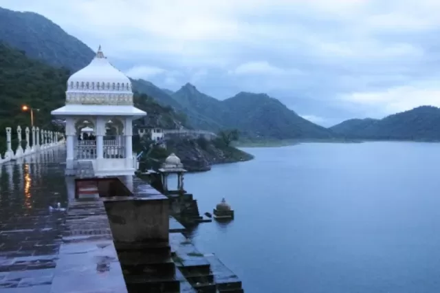 Badi Lake (Jiyan Sagar) Picture