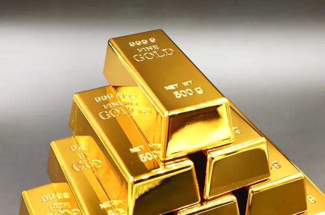 Gold Picture