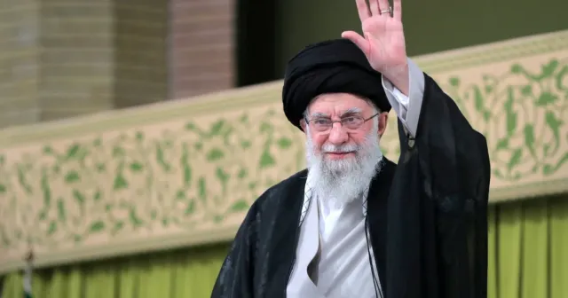 Ayatollah Ali Khamenei Picture
