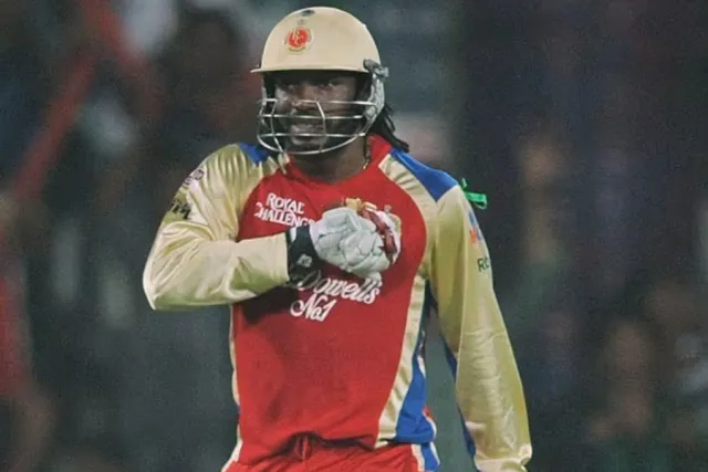 Chris Gayle: 128* | RCB Picture