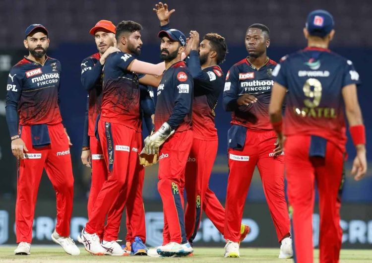 rcb teem Picture