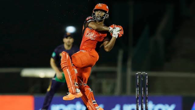 Rahul Tripathi (20 from 9 Picture