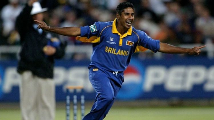 Chaminda Vaas Picture