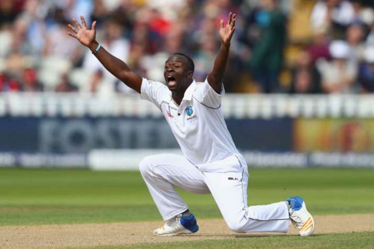 Courtney Walsh Picture