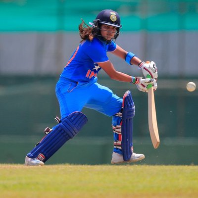  Mona Meshram Picture