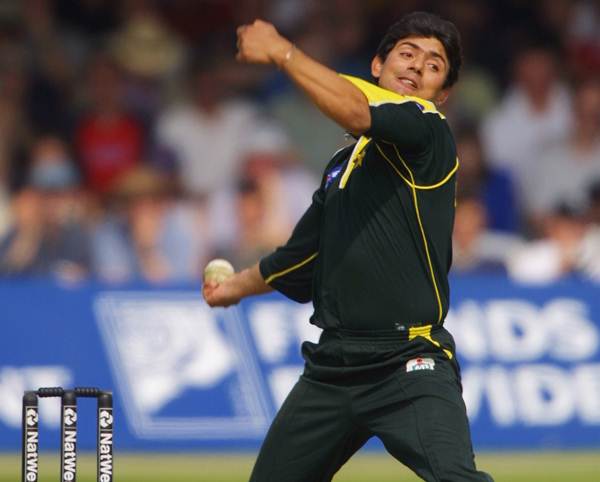 Saqlain Mushtaq Picture