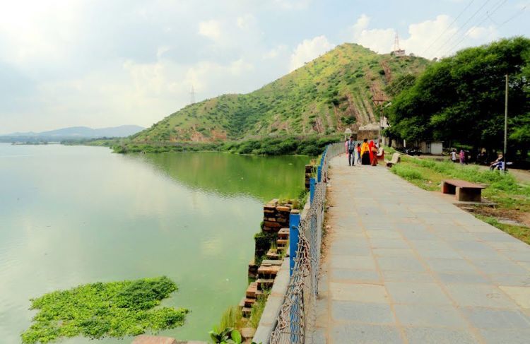 Udaisagar Lake Picture