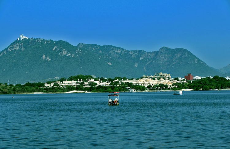 Fateh Sagar Lake Picture